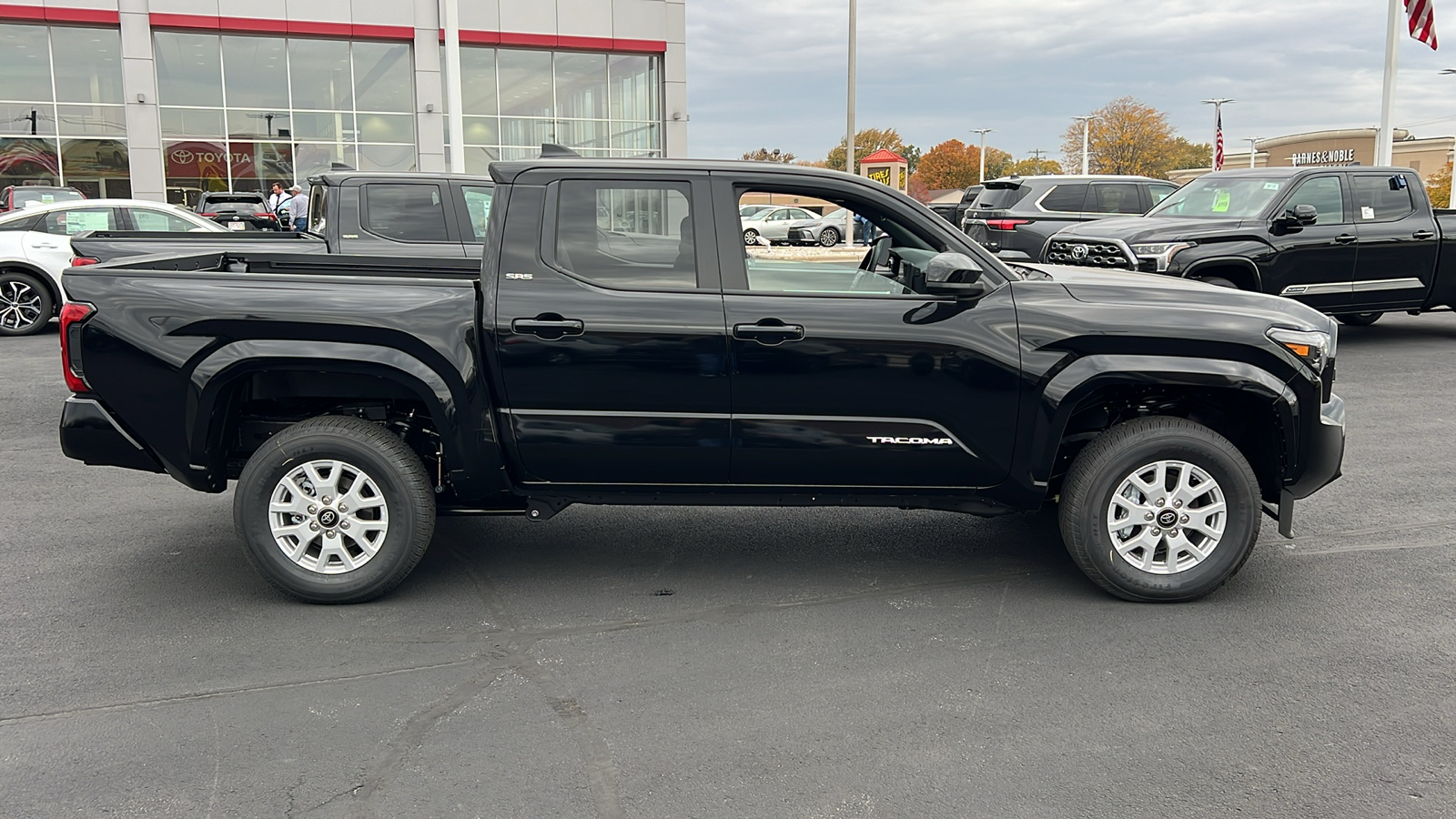 2024 Toyota Tacoma SR5 2