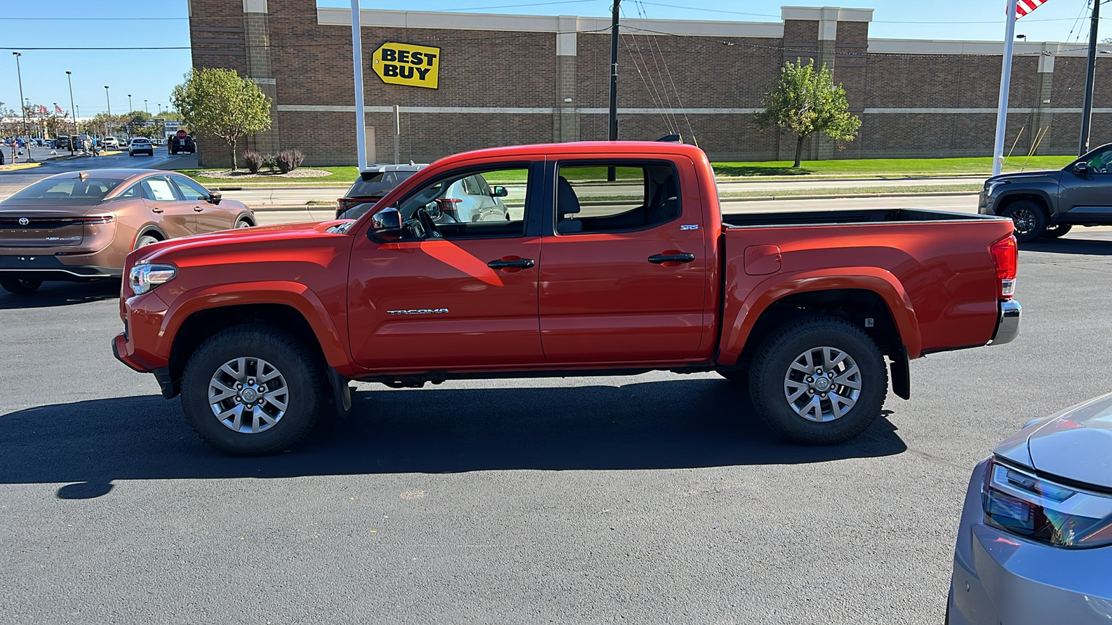 2017 Toyota Tacoma SR5 6