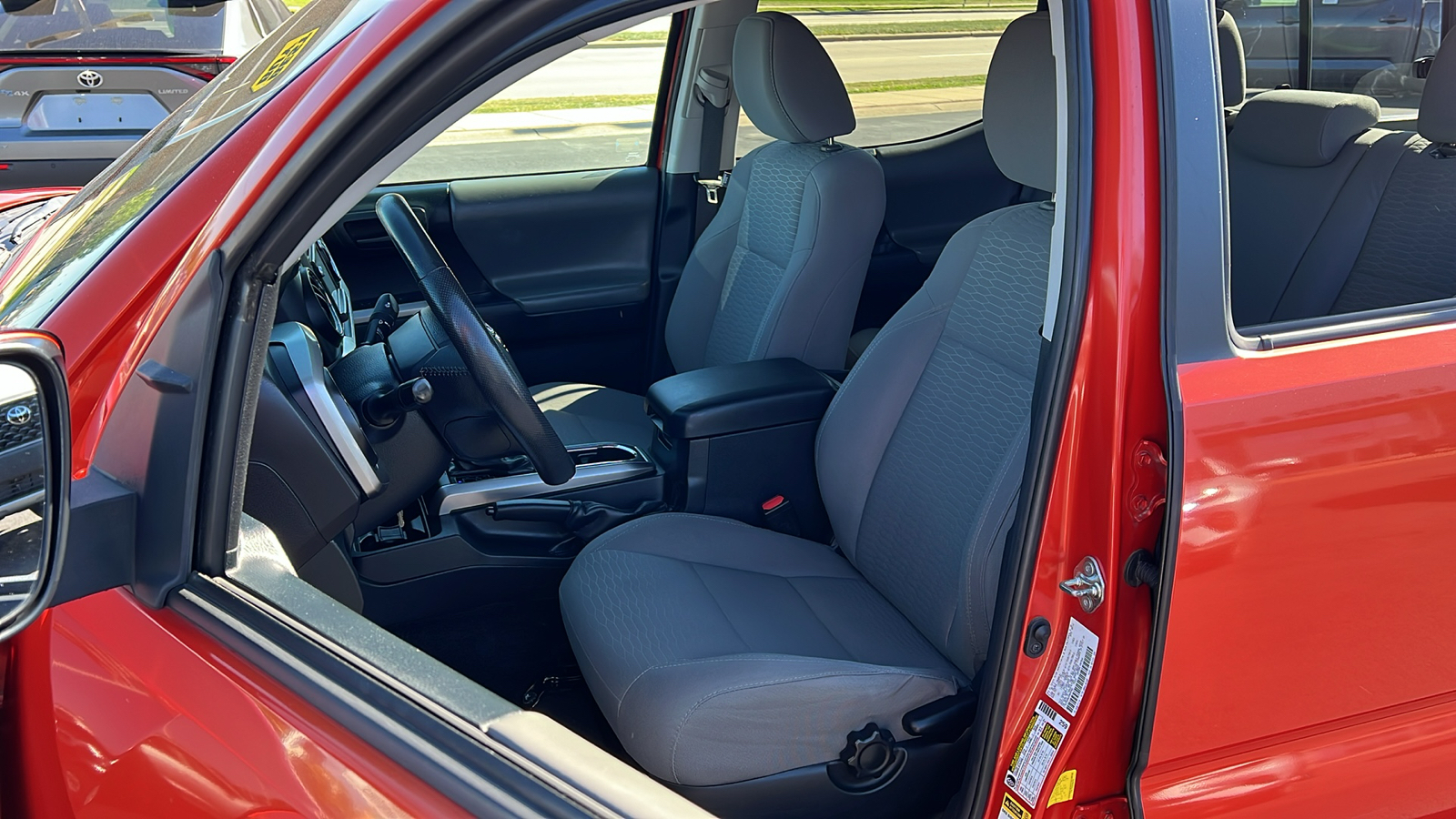 2017 Toyota Tacoma SR5 22