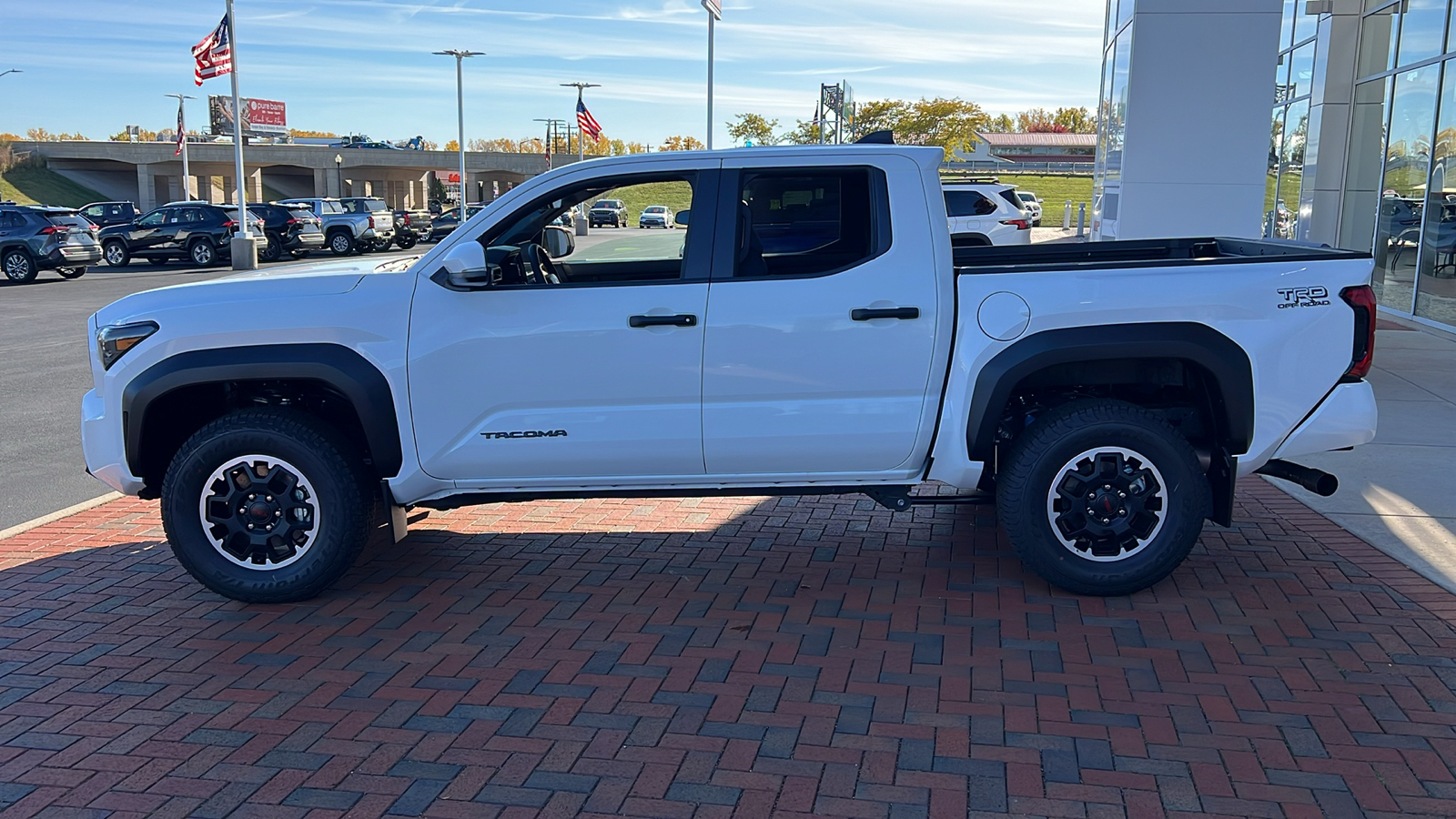 2024 Toyota Tacoma TRD Off-Road 6