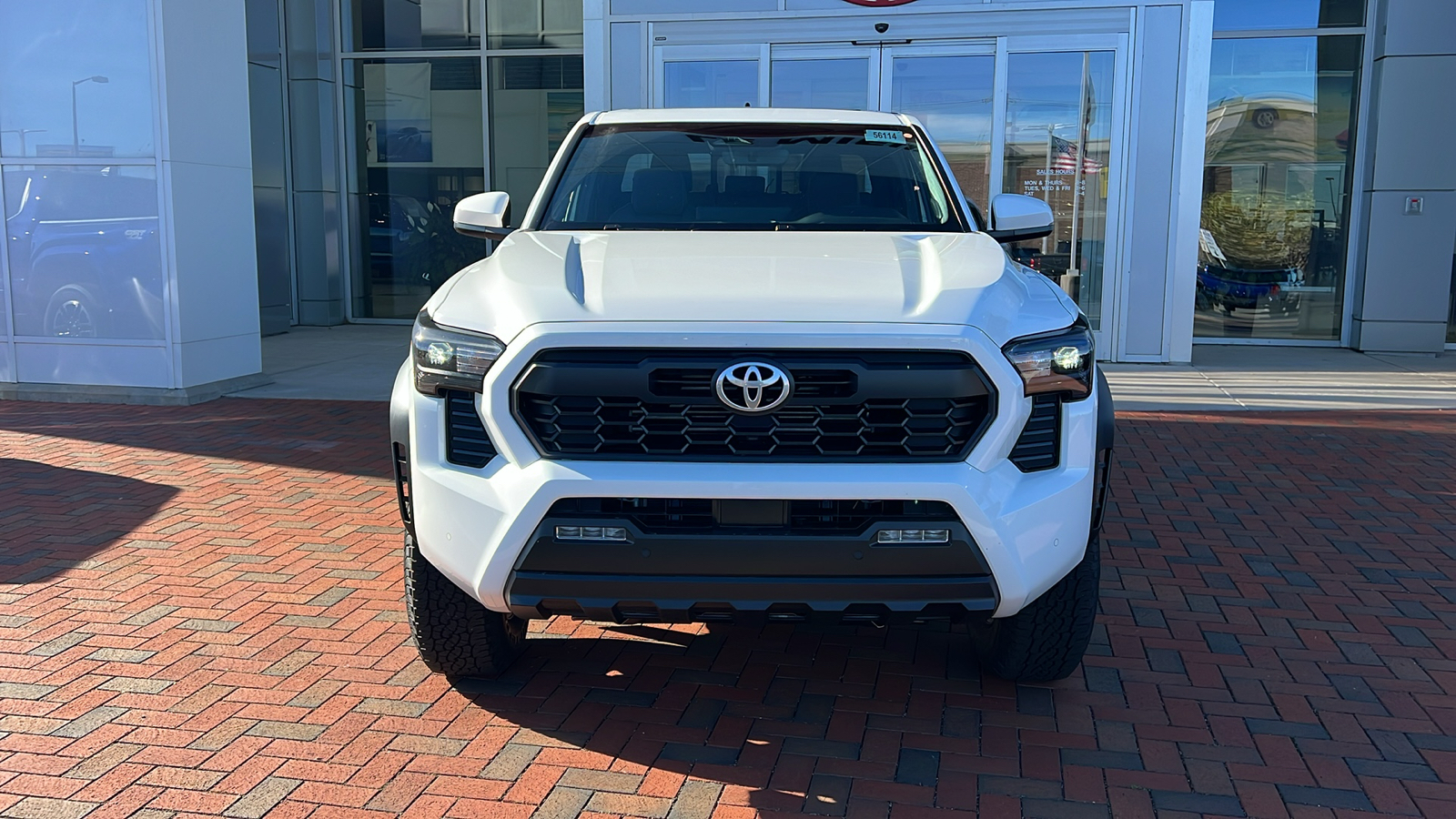 2024 Toyota Tacoma TRD Off-Road 30