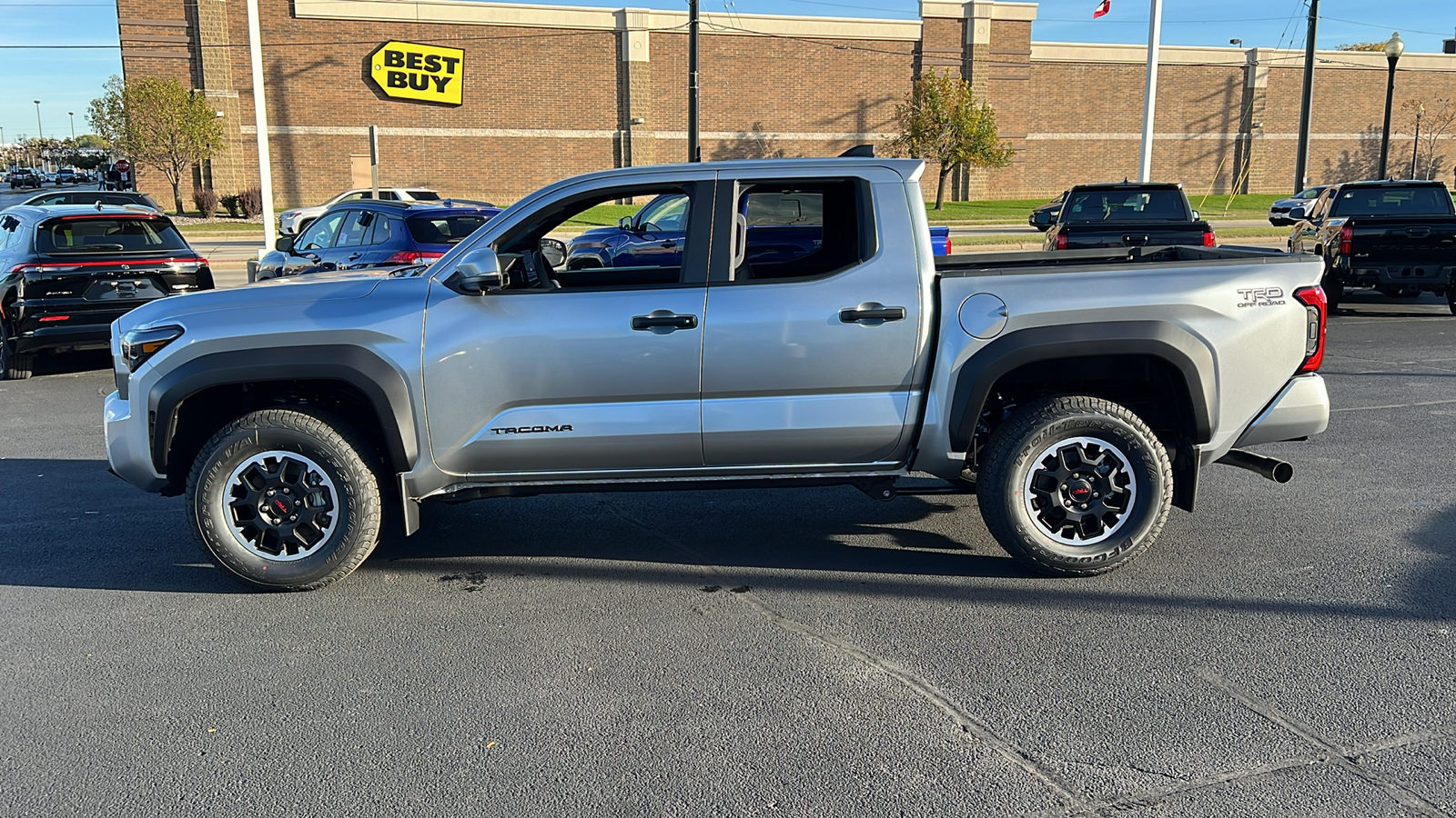 2024 Toyota Tacoma TRD Off-Road 6