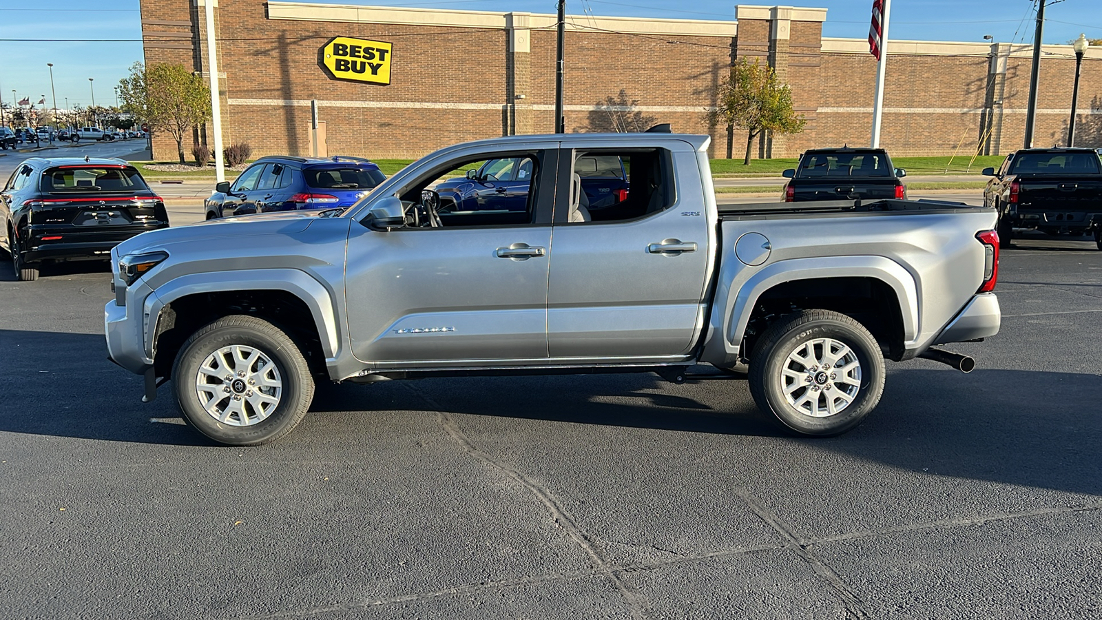 2024 Toyota Tacoma SR5 6