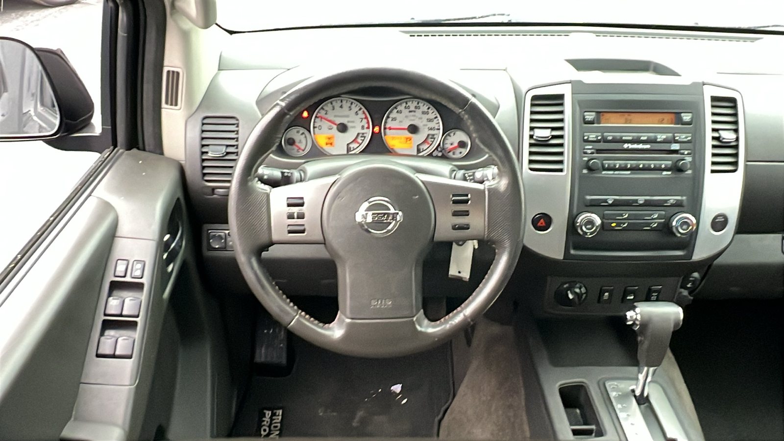 2012 Nissan Frontier PRO-4X 9