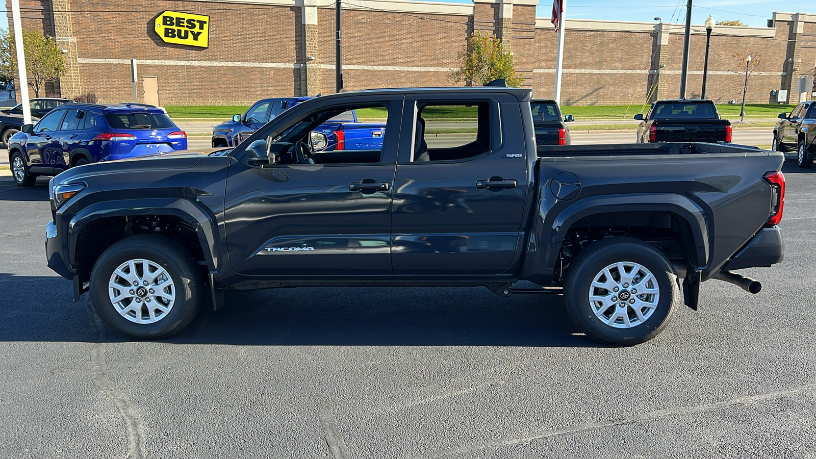 2024 Toyota Tacoma SR5 6