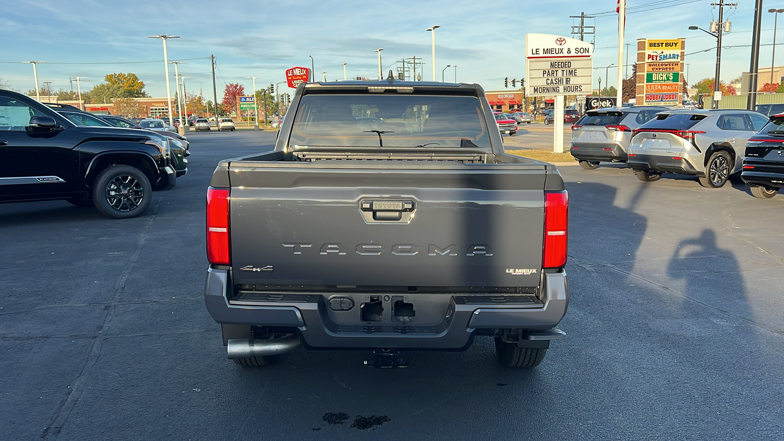 2024 Toyota Tacoma SR5 4