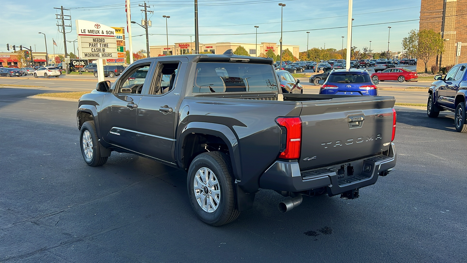 2024 Toyota Tacoma SR5 5