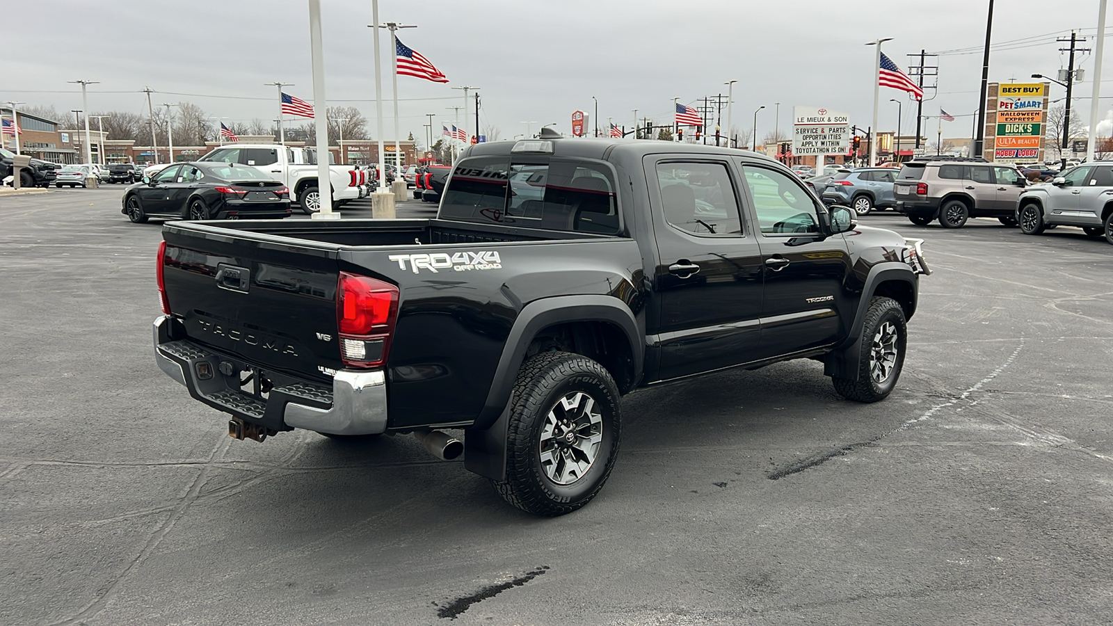 2018 Toyota Tacoma TRD Off-Road 3