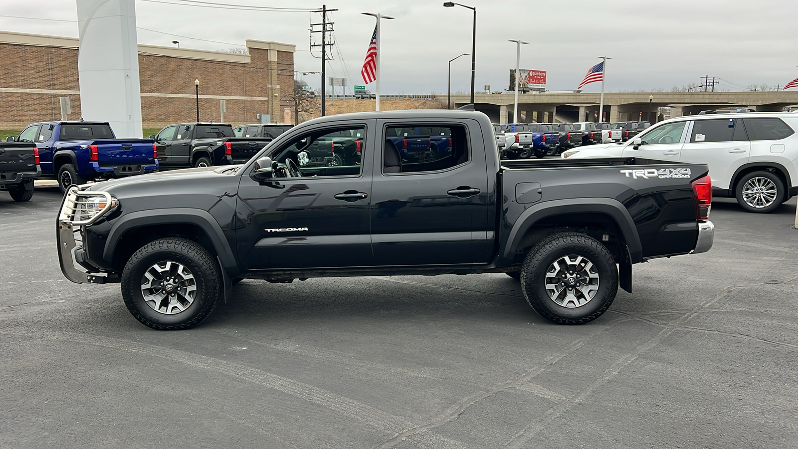 2018 Toyota Tacoma TRD Off-Road 6