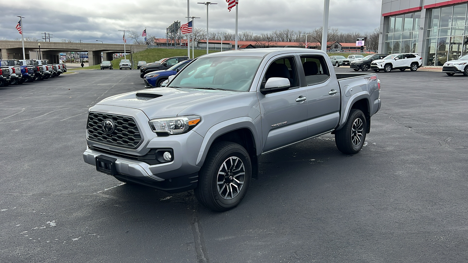 2021 Toyota Tacoma  7