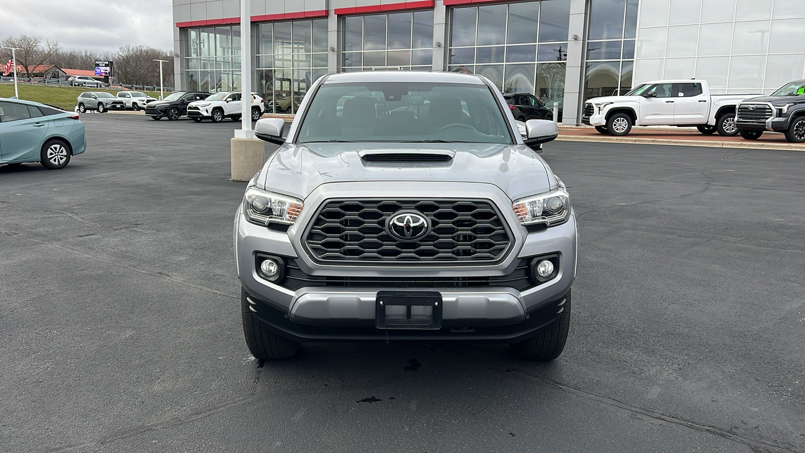 2021 Toyota Tacoma  30