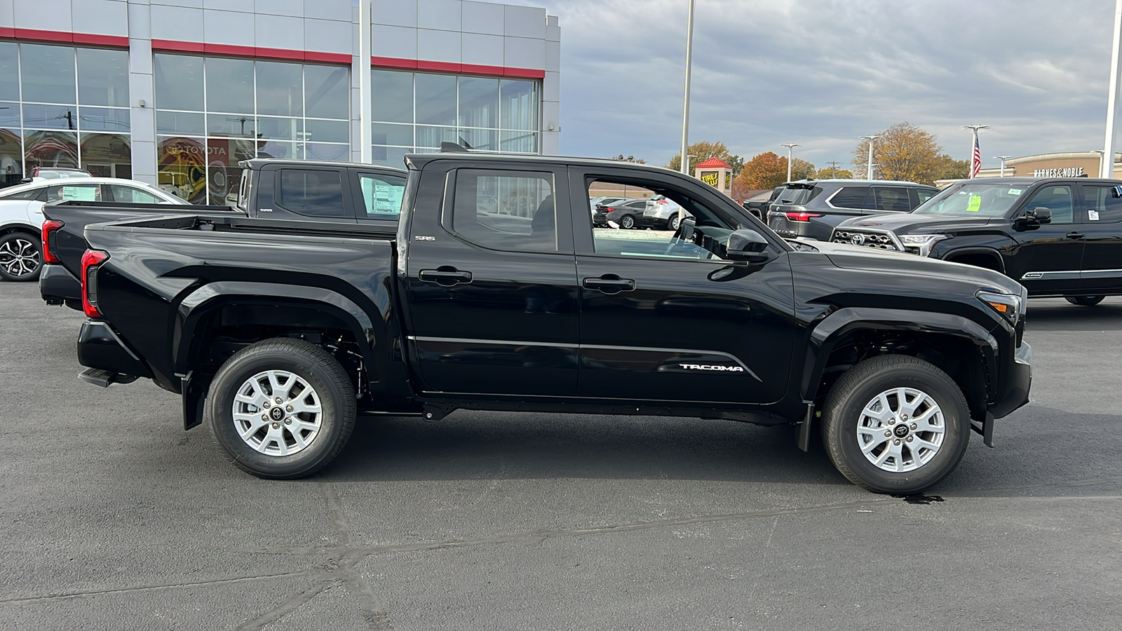 2024 Toyota Tacoma SR5 2