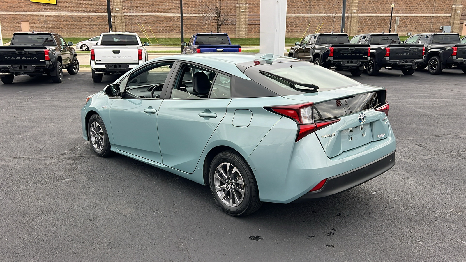 2019 Toyota Prius XLE 5