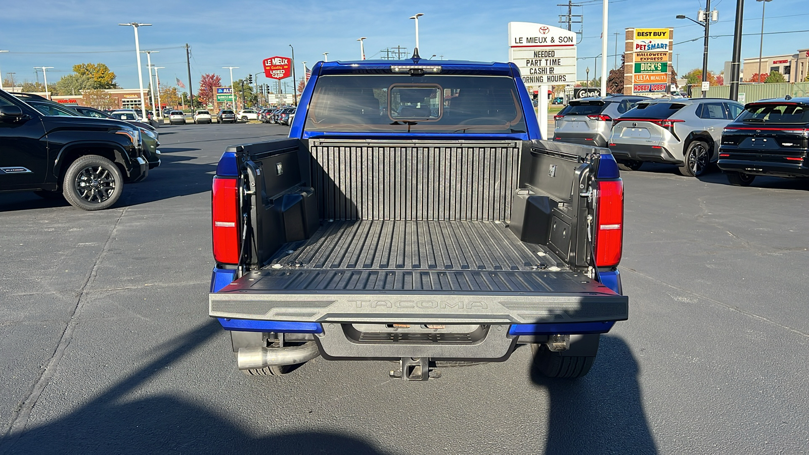 2024 Toyota Tacoma TRD Sport 28