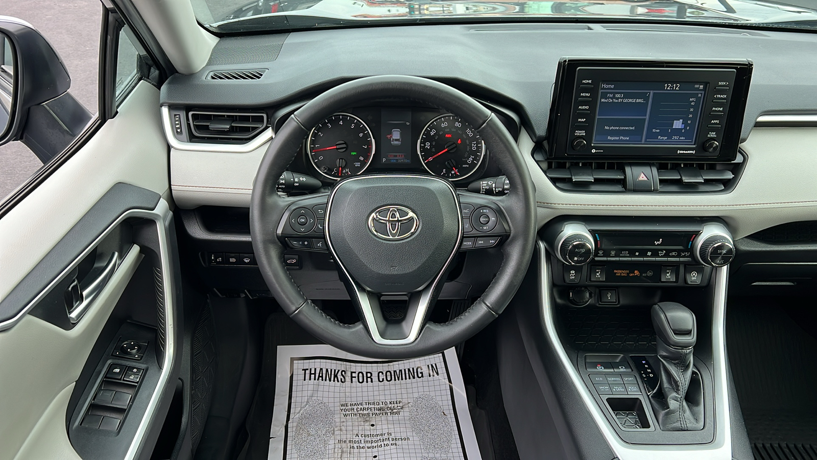 2021 Toyota RAV4 XLE 9