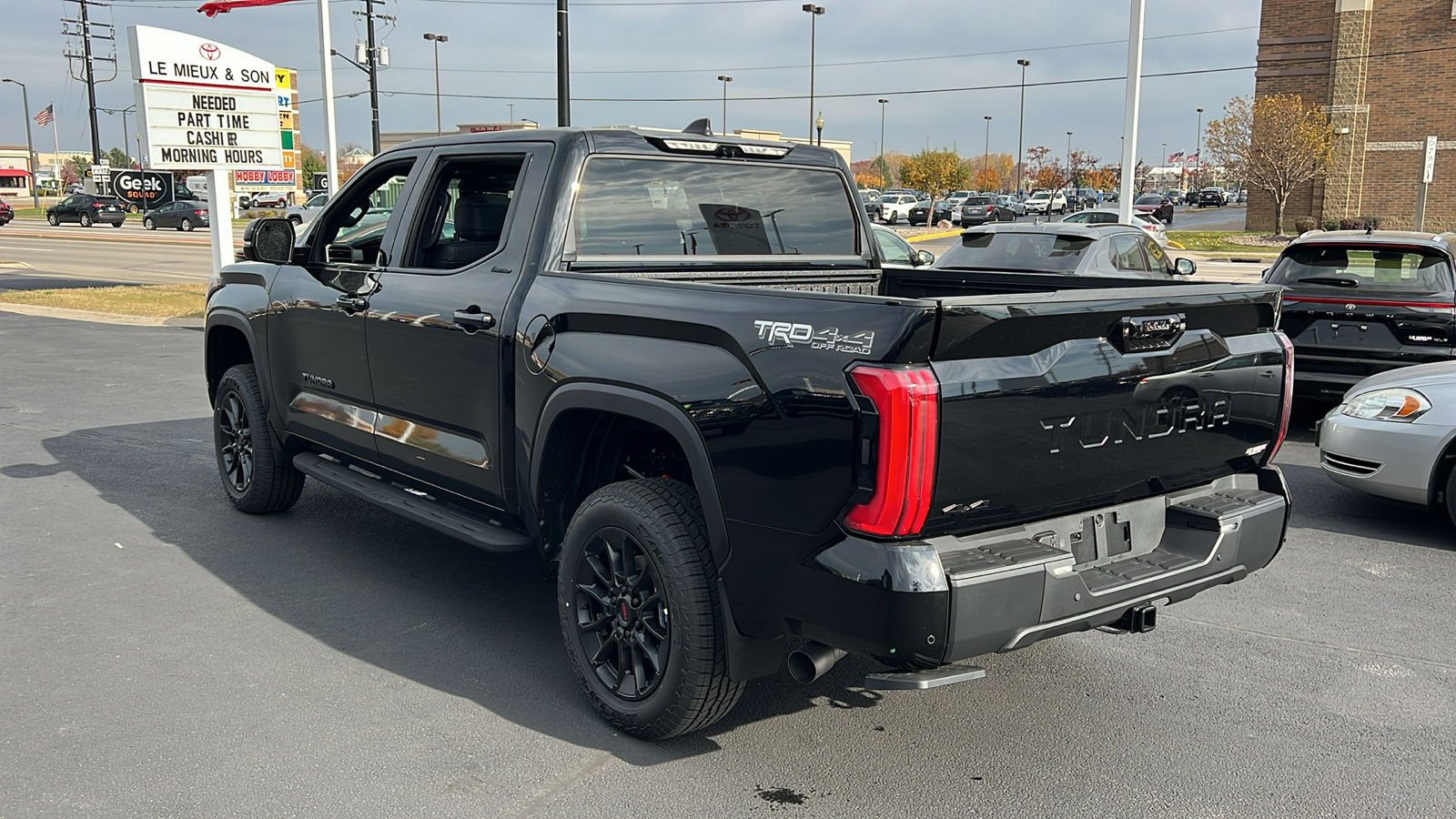 2025 Toyota Tundra Limited 5