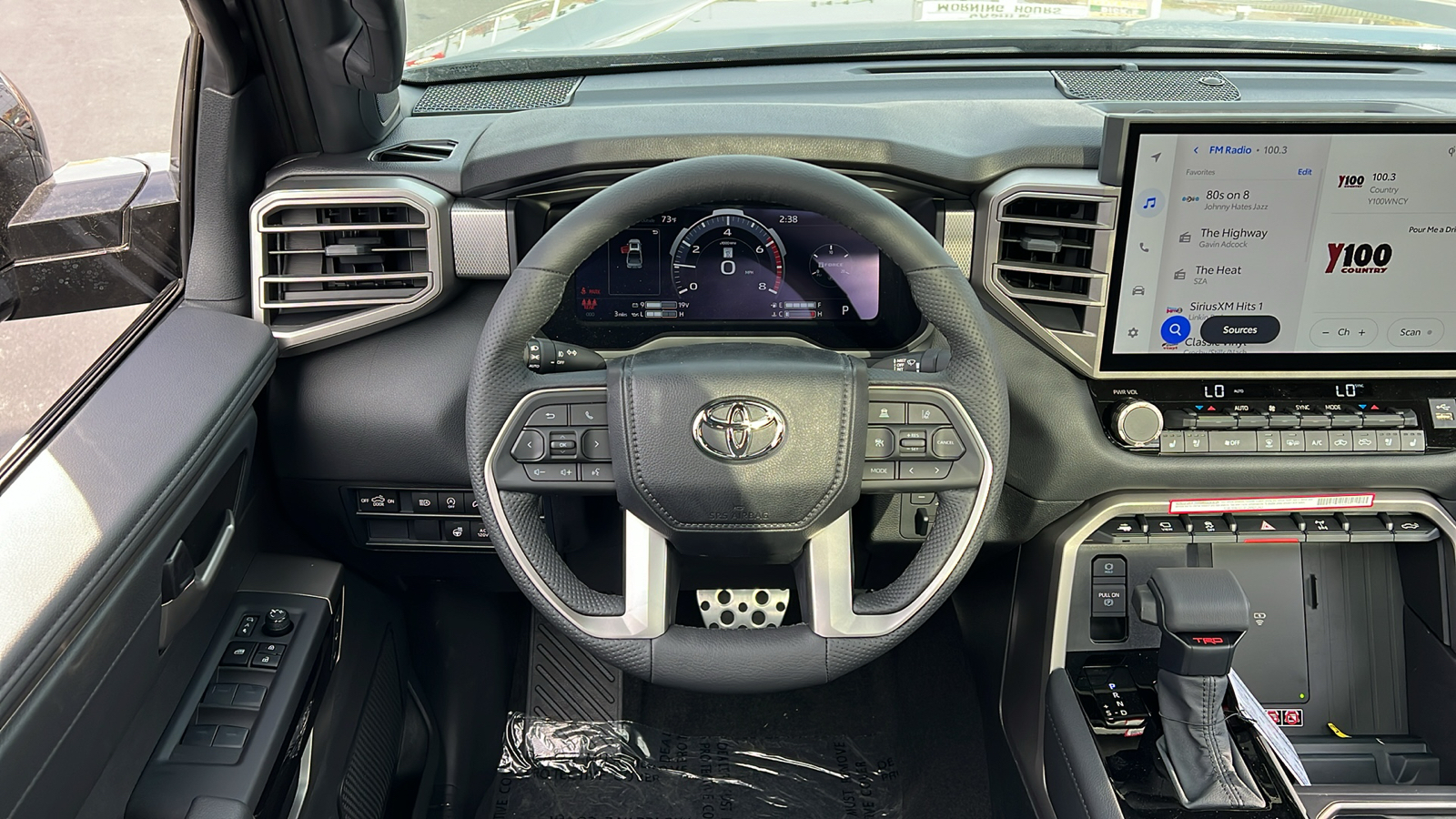 2025 Toyota Tundra Limited 9