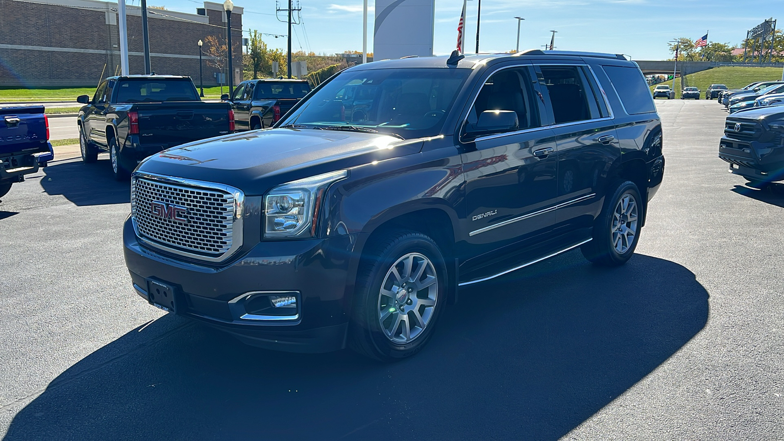 2017 GMC Yukon Denali 7