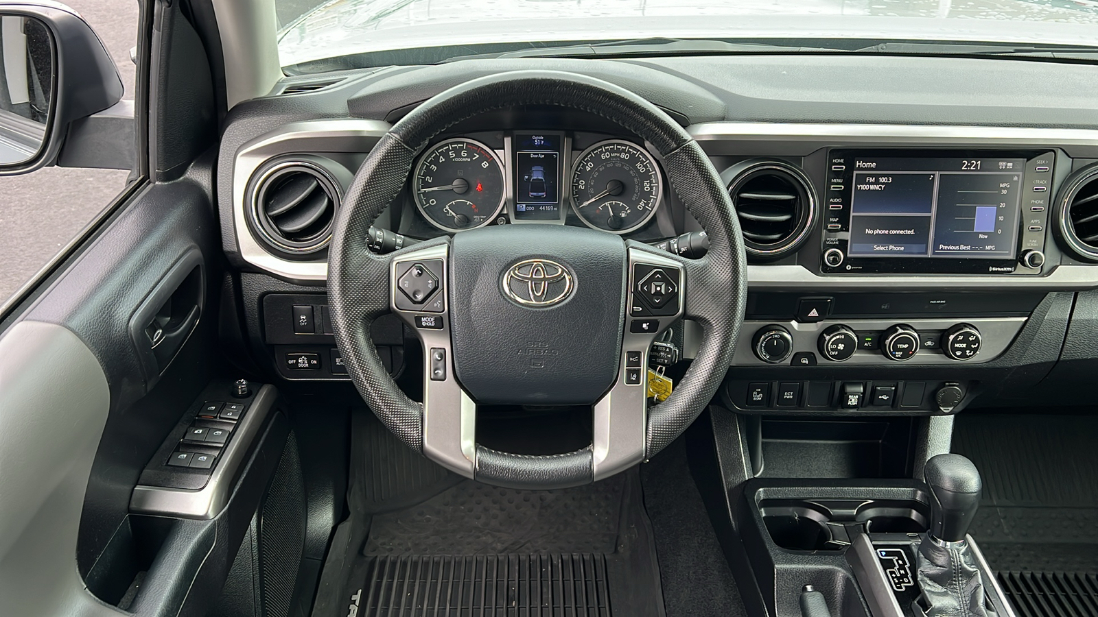 2020 Toyota Tacoma SR5 9