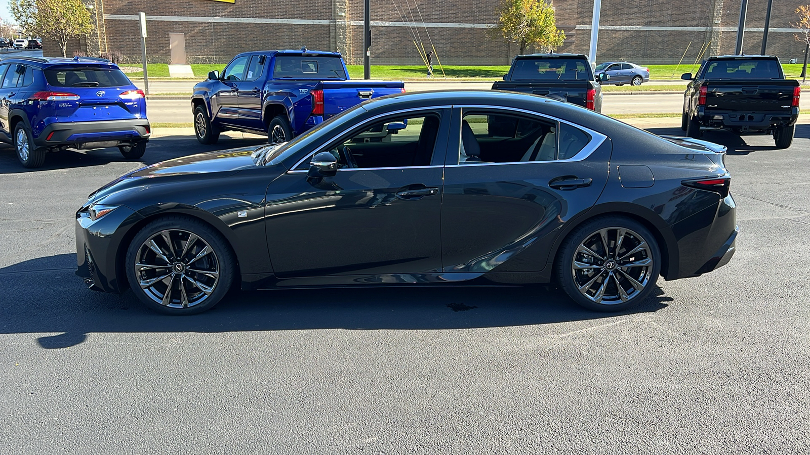 2021 Lexus IS 350 F SPORT 6