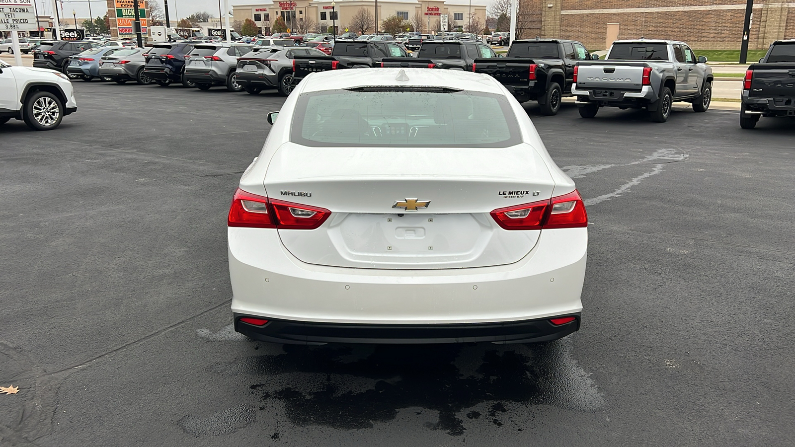 2017 Chevrolet Malibu LT 4