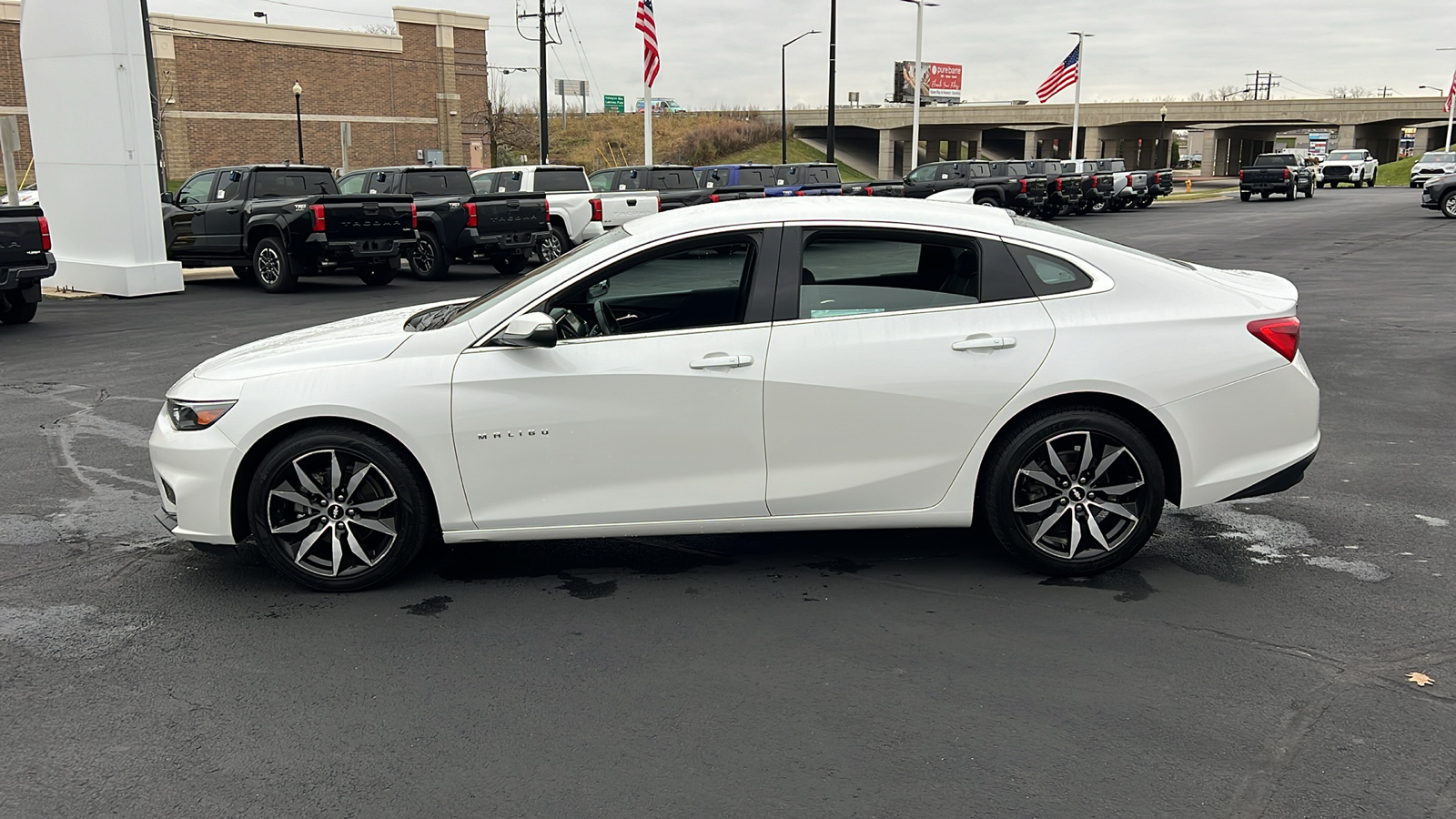 2017 Chevrolet Malibu LT 6