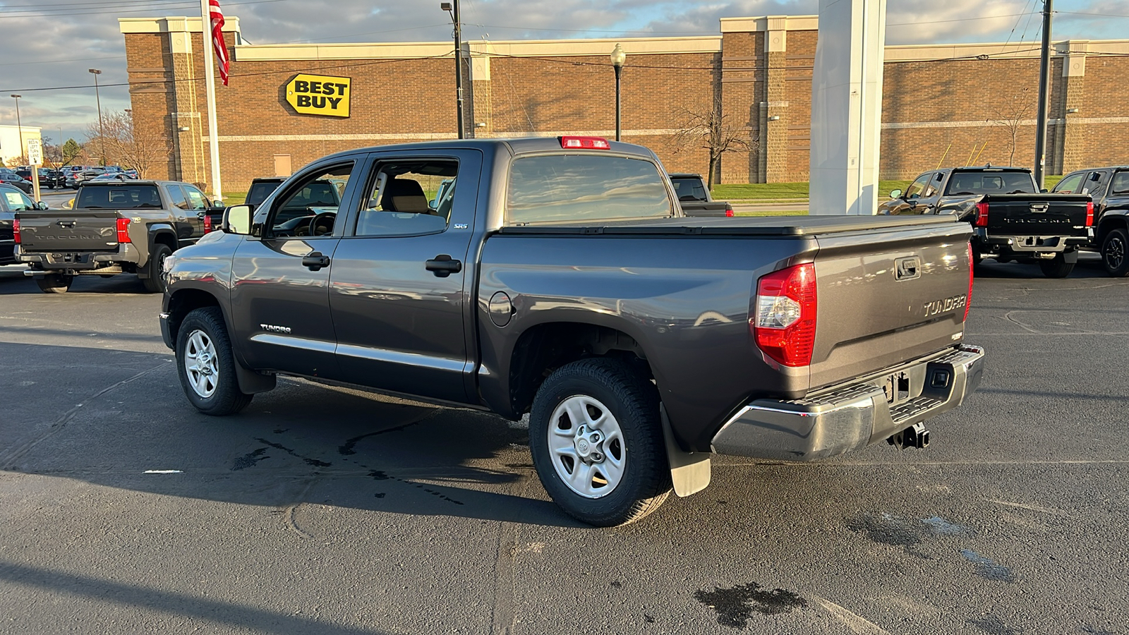 2018 Toyota Tundra SR5 5