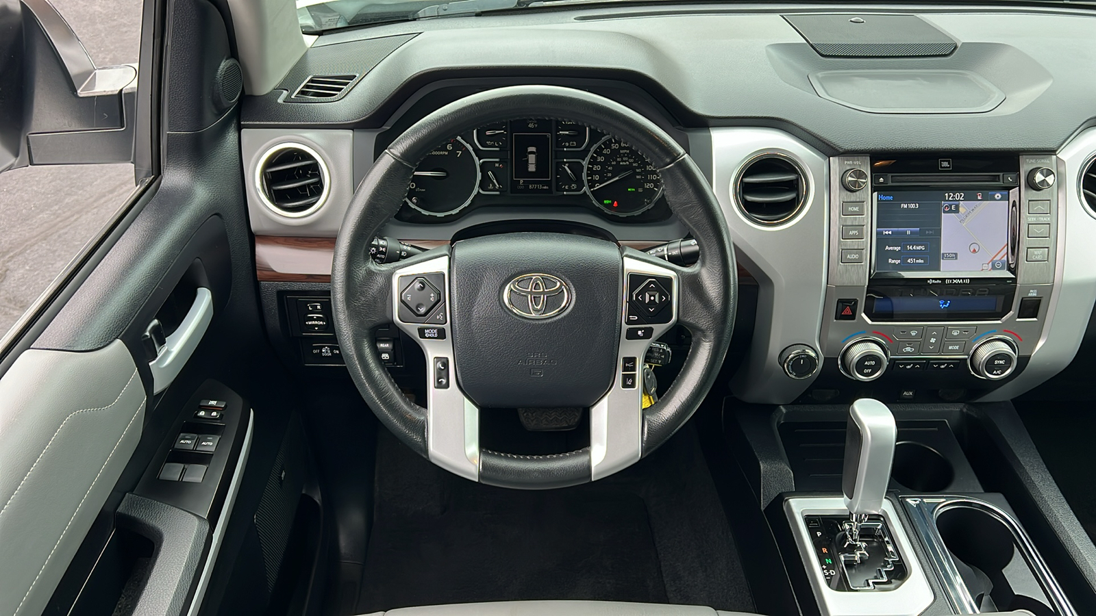 2018 Toyota Tundra Limited 9