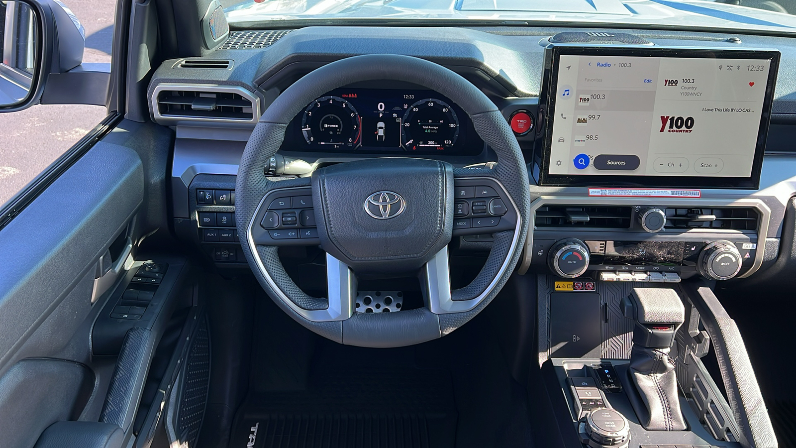 2024 Toyota Tacoma TRD Sport 9