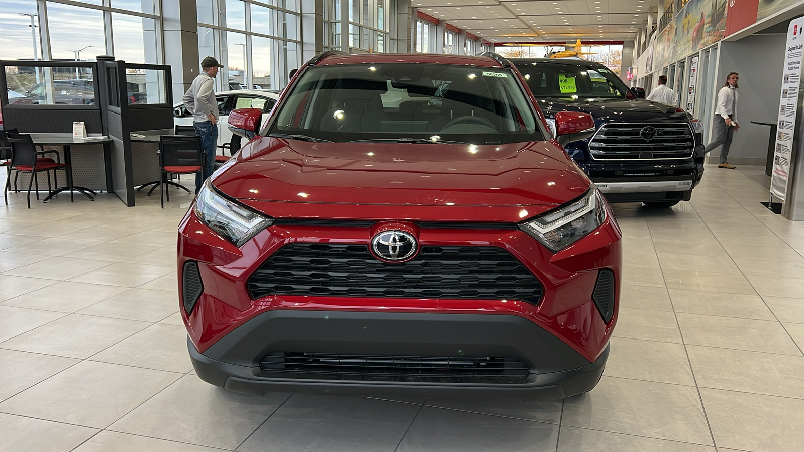 2024 Toyota RAV4 XLE 33