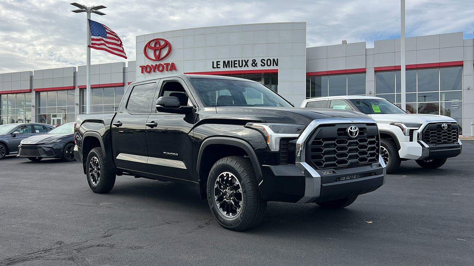 2025 Toyota Tundra SR5 1