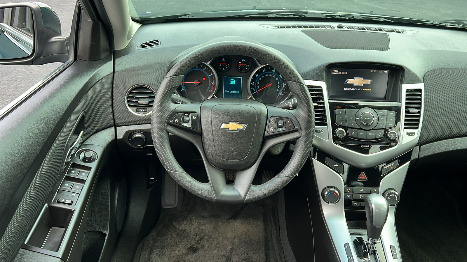 2015 Chevrolet Cruze 1LT 9