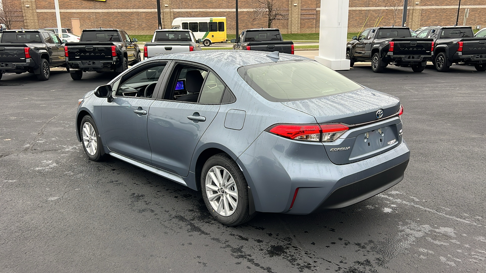 2025 Toyota Corolla Hybrid LE 5