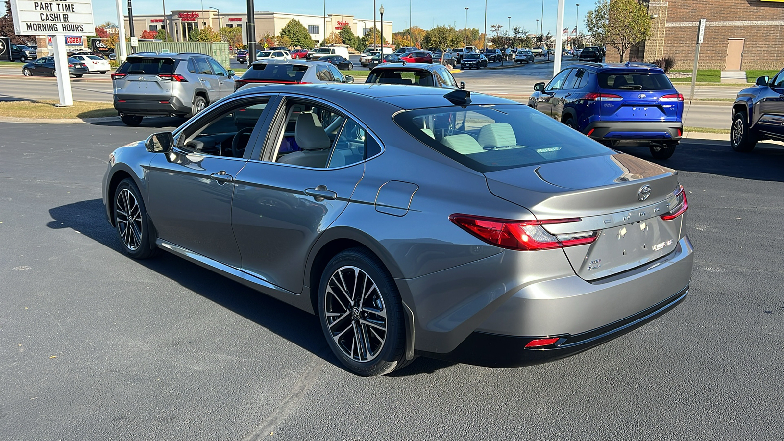 2025 Toyota Camry XLE 5