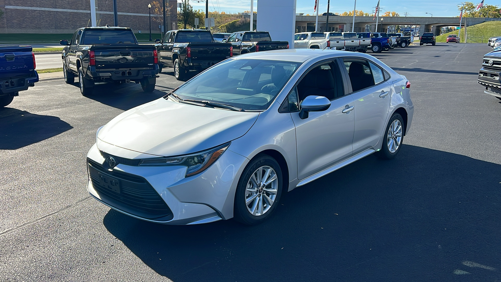 2023 Toyota Corolla LE 7