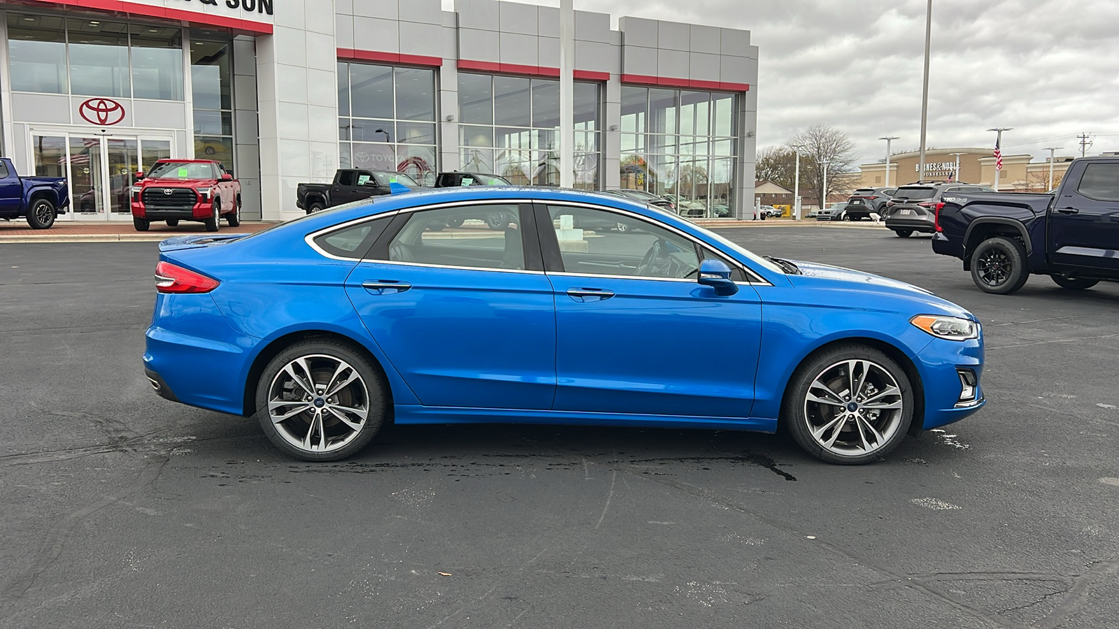 2020 Ford Fusion Titanium 2