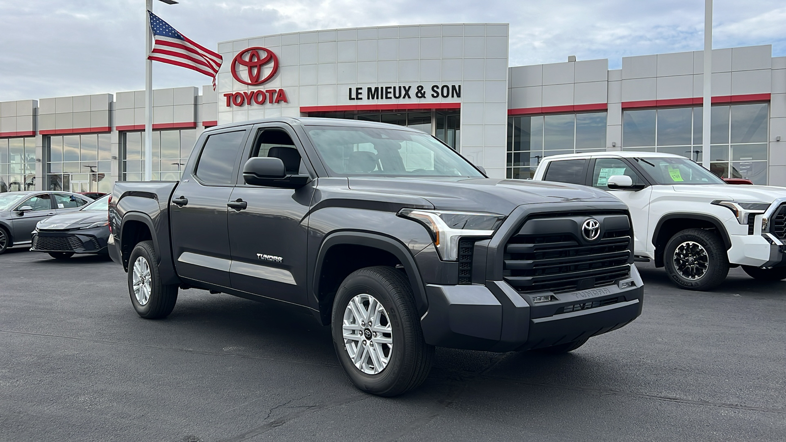 2025 Toyota Tundra SR5 1