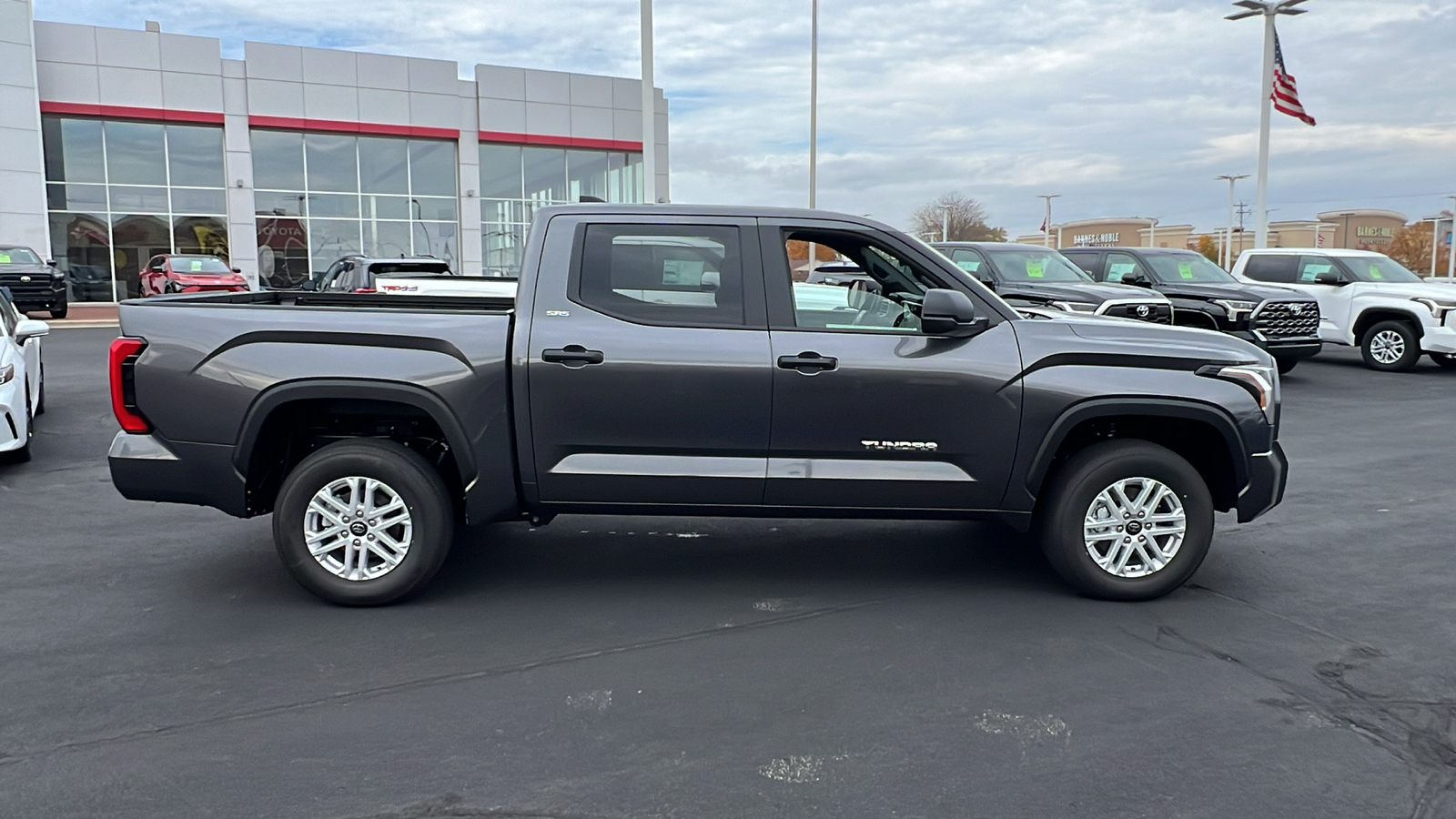 2025 Toyota Tundra SR5 2