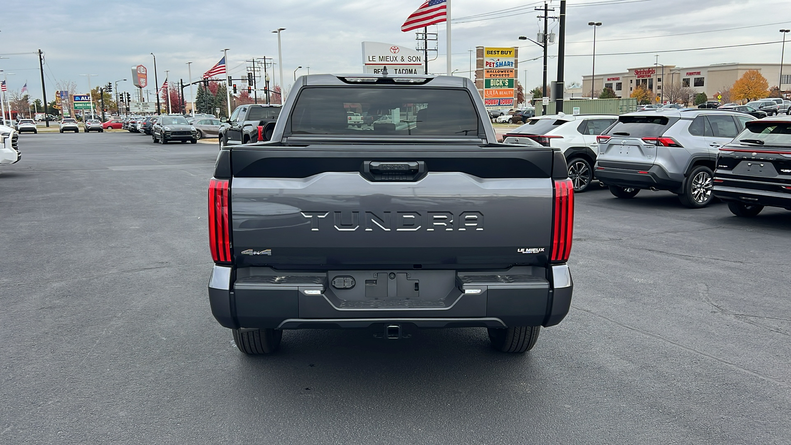 2025 Toyota Tundra SR5 4