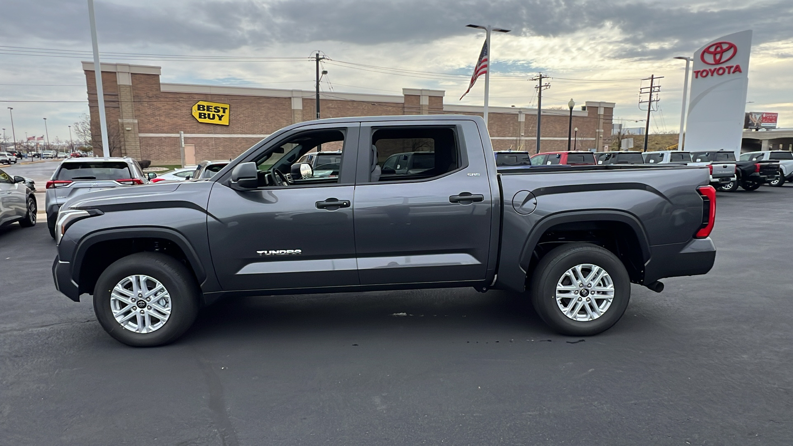 2025 Toyota Tundra SR5 6