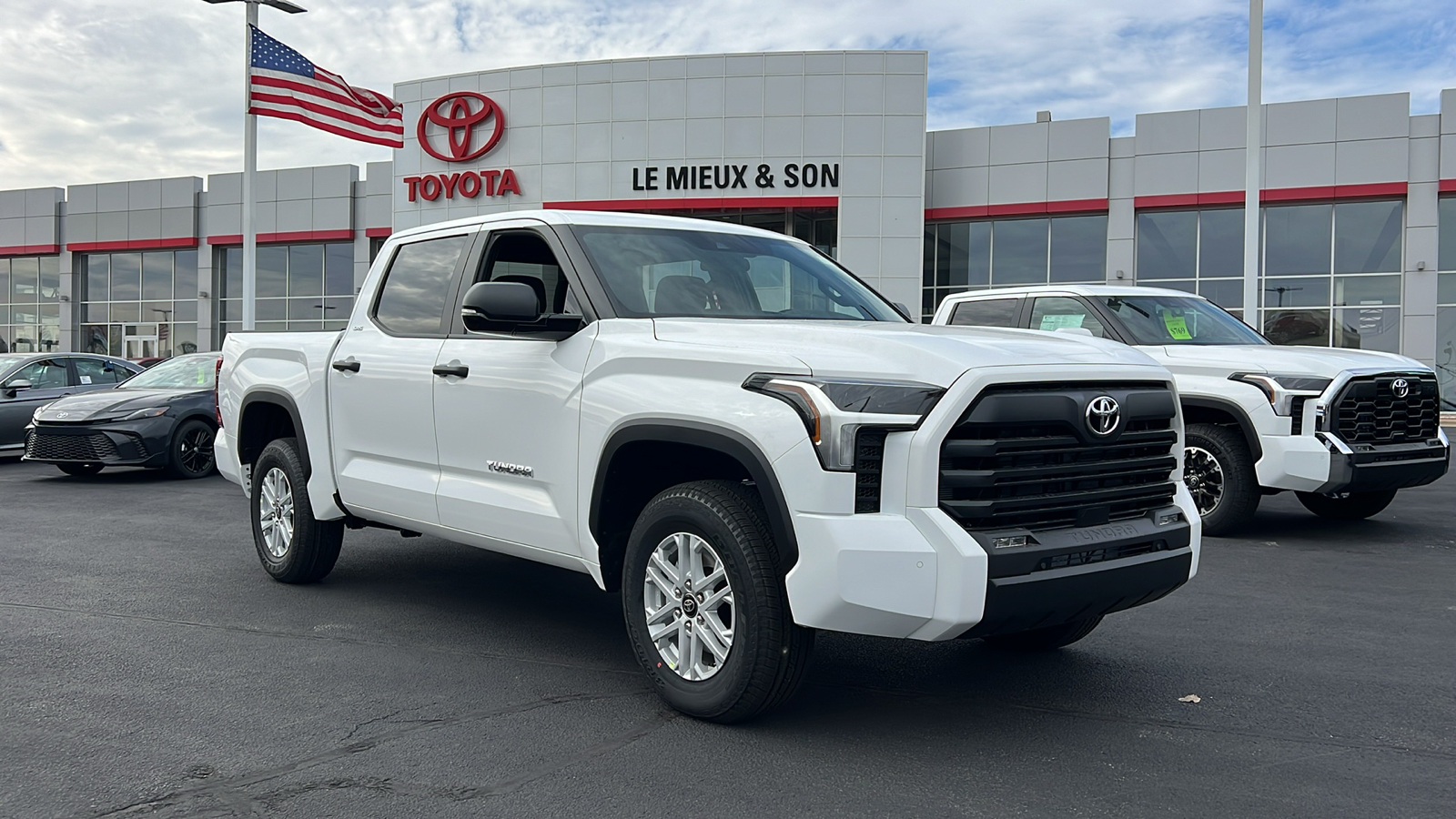 2025 Toyota Tundra SR5 1