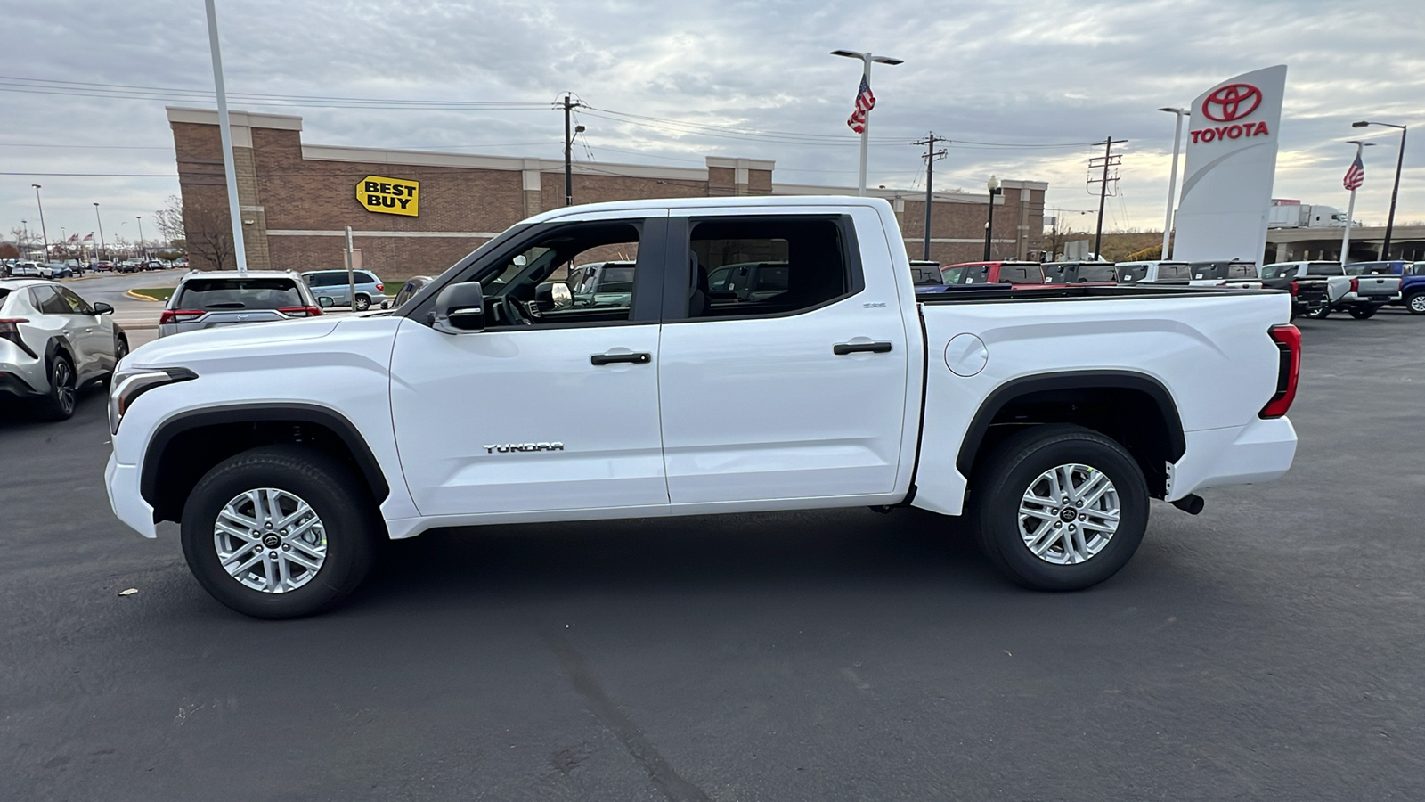 2025 Toyota Tundra SR5 6