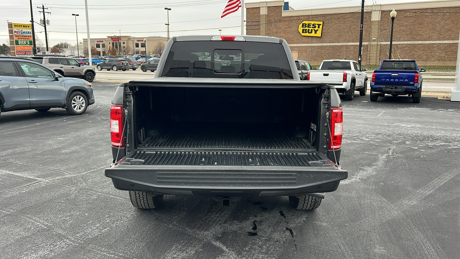 2018 Ford F-150 XLT 28