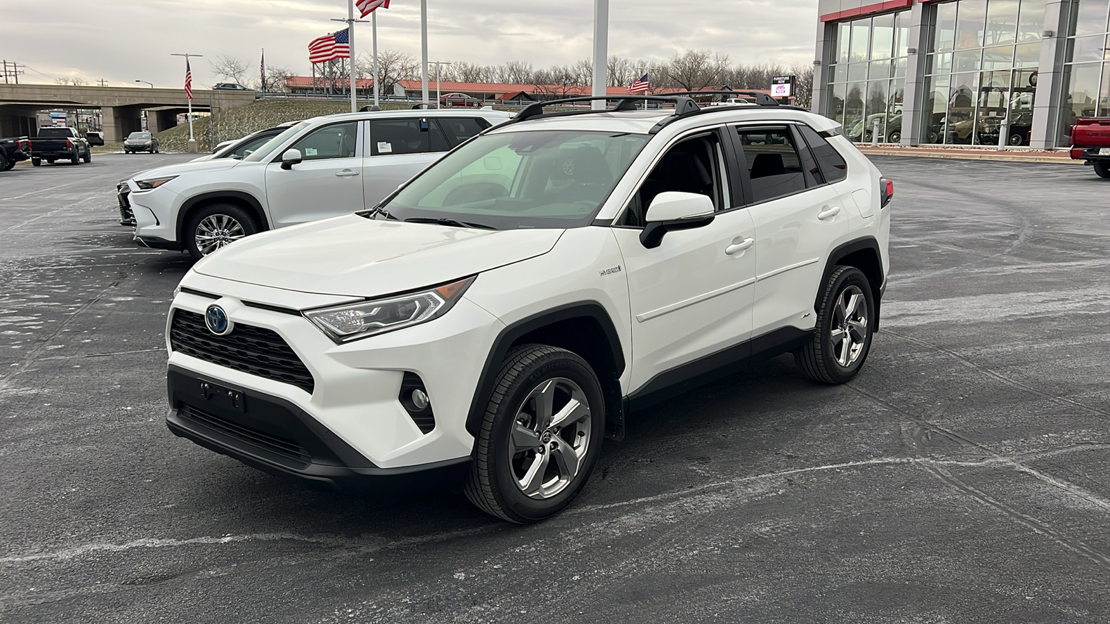 2021 Toyota RAV4 Hybrid XLE Premium 7