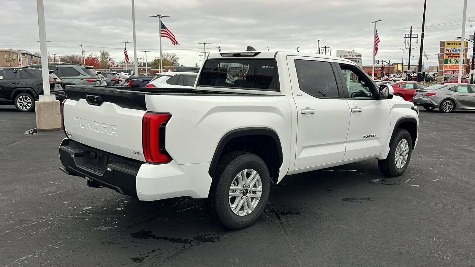 2025 Toyota Tundra SR5 3