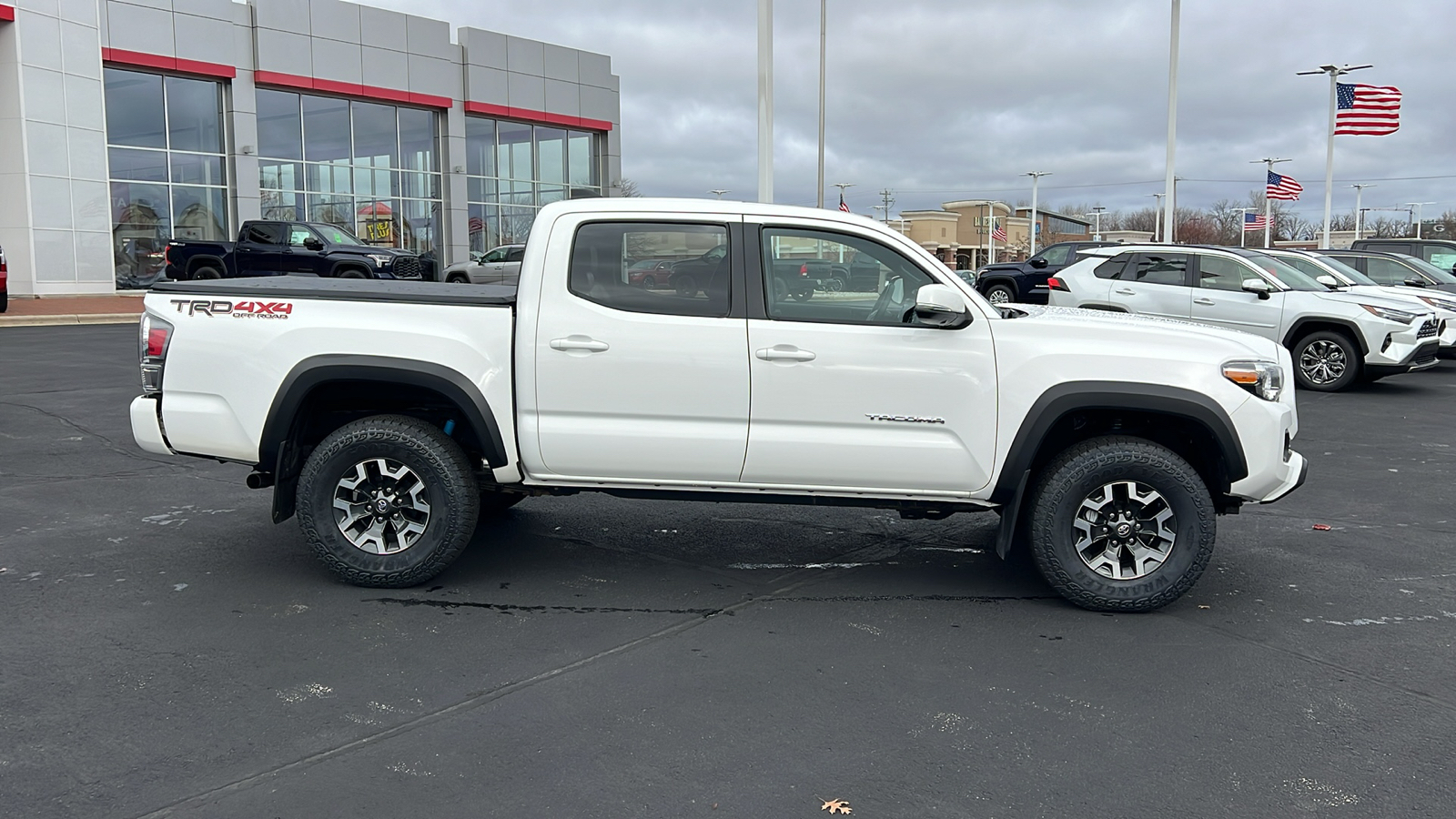 2021 Toyota Tacoma TRD Off-Road 2