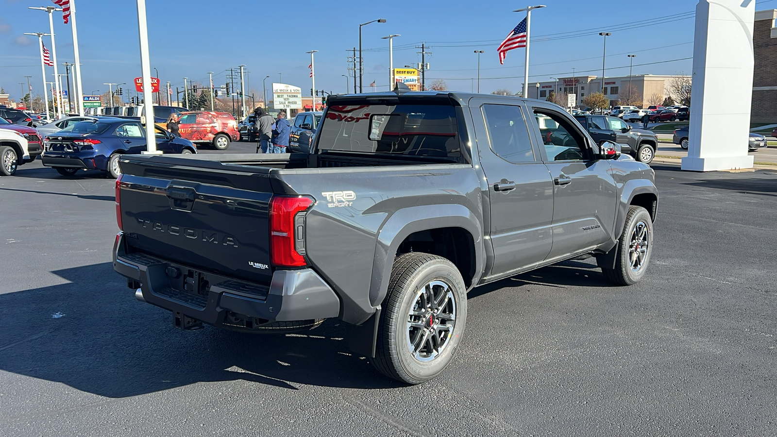 2024 Toyota Tacoma TRD Sport 3