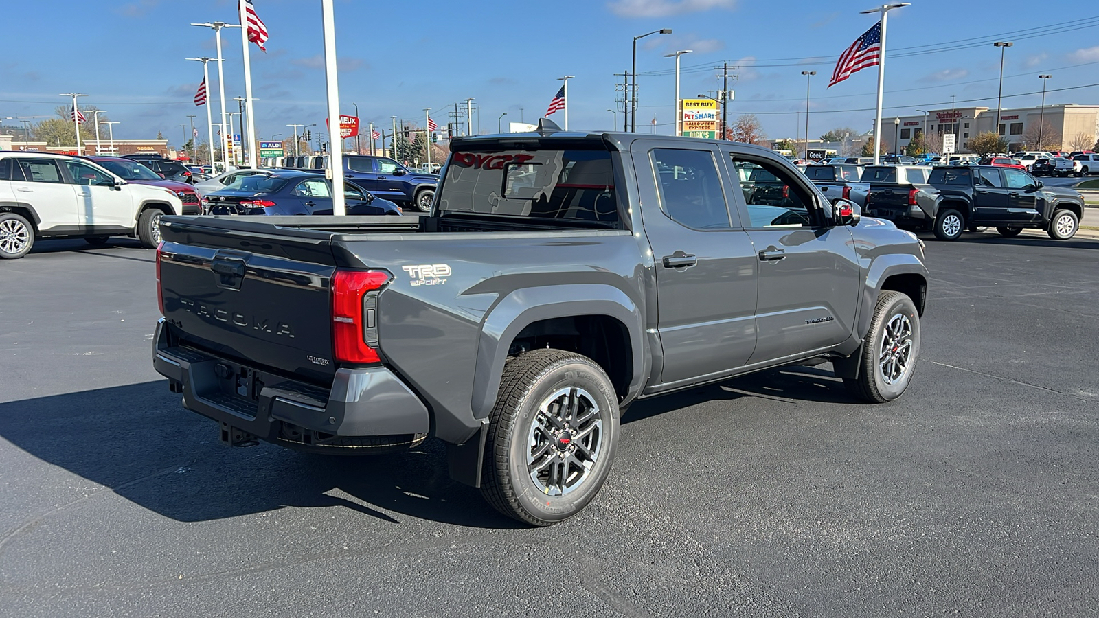 2024 Toyota Tacoma TRD Sport 3