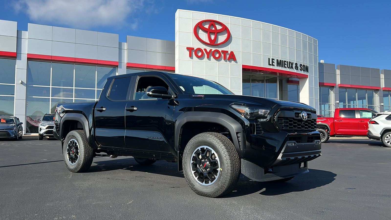 2024 Toyota Tacoma Hybrid TRD Off Road 1