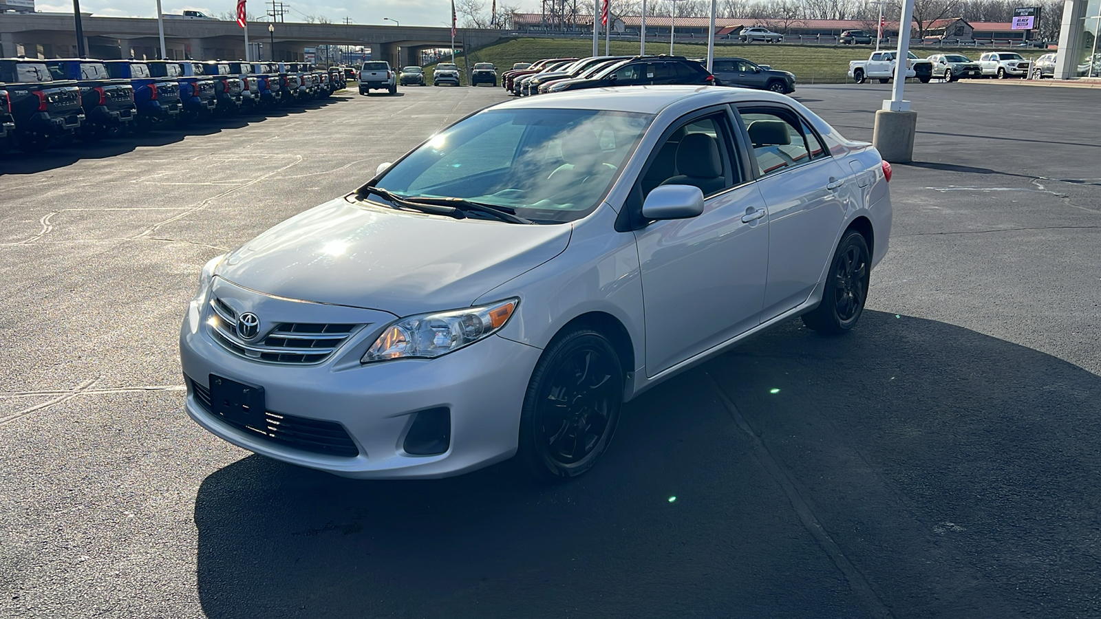 2013 Toyota Corolla LE 7